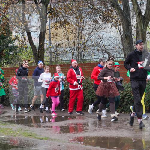 07.12.2025 - St. Pauli X-Mass-Run No. 15 Michael Burmester http://msf.ph/oto/9429211 07.12.2025 11:23:53 Laufen 3641, 3639, 3884, 363, 3638, 3596, 52, 1608, 346 meine-sportfotos.de