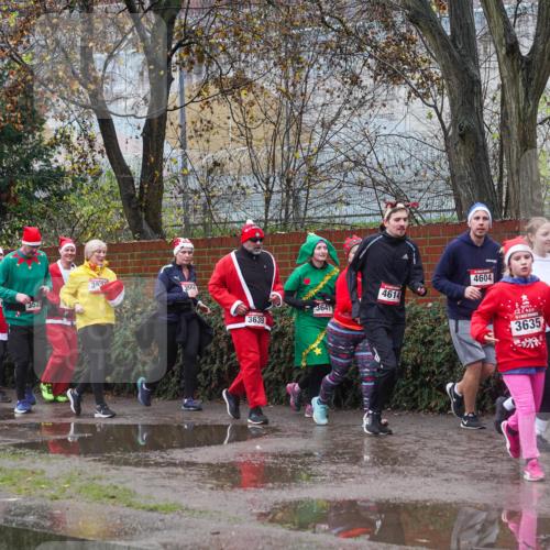 07.12.2025 - St. Pauli X-Mass-Run No. 15 Michael Burmester http://msf.ph/oto/9429220 07.12.2025 11:23:56 Laufen 222, 3650, 352, 352, 3504, 3641, 3639, 4614, 4604, 3635, 3632 meine-sportfotos.de