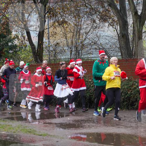 07.12.2025 - St. Pauli X-Mass-Run No. 15 Michael Burmester http://msf.ph/oto/9429226 07.12.2025 11:23:58 Laufen 324, 2716, 2347, 222, 1621, 3663, 222, 0, 3528, 3639 meine-sportfotos.de
