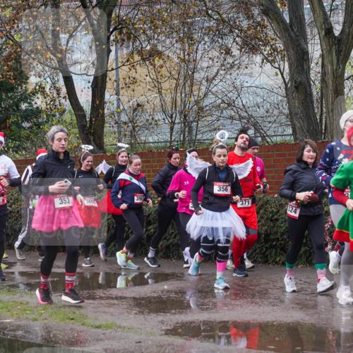07.12.2025 - St. Pauli X-Mass-Run No. 15 Michael Burmester http://msf.ph/oto/9429244 07.12.2025 11:24:04 Laufen 3732, 353, 3963, 365, 356, 371, 324, 2716 meine-sportfotos.de