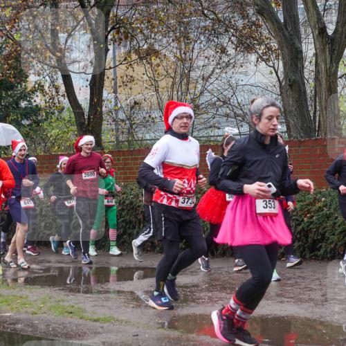 07.12.2025 - St. Pauli X-Mass-Run No. 15 Michael Burmester http://msf.ph/oto/9429250 07.12.2025 11:24:06 Laufen 2586, 645, 647, 2600, 640, 373, 36, 353, 371, 3999 meine-sportfotos.de