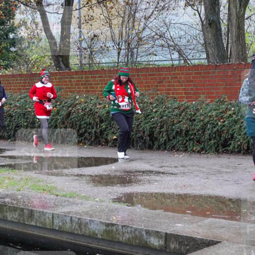 07.12.2025 - St. Pauli X-Mass-Run No. 15 Michael Burmester http://msf.ph/oto/9429260 07.12.2025 09:44:17 Laufen 562, 970, 1176, 1572 meine-sportfotos.de