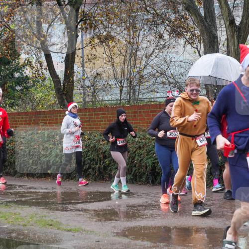 07.12.2025 - St. Pauli X-Mass-Run No. 15 Michael Burmester http://msf.ph/oto/9429261 07.12.2025 11:24:10 Laufen 3552, 3553, 3420, 2452, 642, 34, 645 meine-sportfotos.de