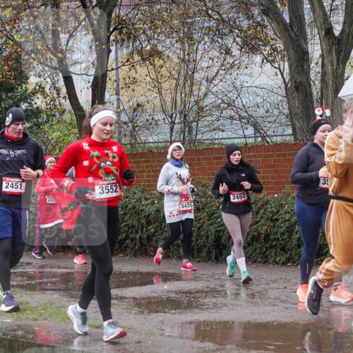07.12.2025 - St. Pauli X-Mass-Run No. 15 Michael Burmester http://msf.ph/oto/9429262 07.12.2025 11:24:11 Laufen 2451, 223, 3552, 13420, 2452, 35, 64 meine-sportfotos.de