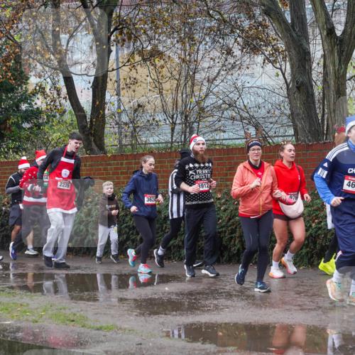 07.12.2025 - St. Pauli X-Mass-Run No. 15 Michael Burmester http://msf.ph/oto/9429289 07.12.2025 11:24:22 Laufen 570, 2229, 3624, 3912, 976, 24, 4606 meine-sportfotos.de