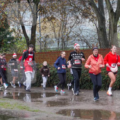 07.12.2025 - St. Pauli X-Mass-Run No. 15 Michael Burmester http://msf.ph/oto/9429291 07.12.2025 11:24:22 Laufen 1534, 15, 609, 2229, 3624, 3912, 4606, 976 meine-sportfotos.de