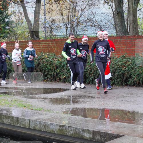07.12.2025 - St. Pauli X-Mass-Run No. 15 Michael Burmester http://msf.ph/oto/9429296 07.12.2025 09:44:34 Laufen 3246, 4559, 4556 meine-sportfotos.de