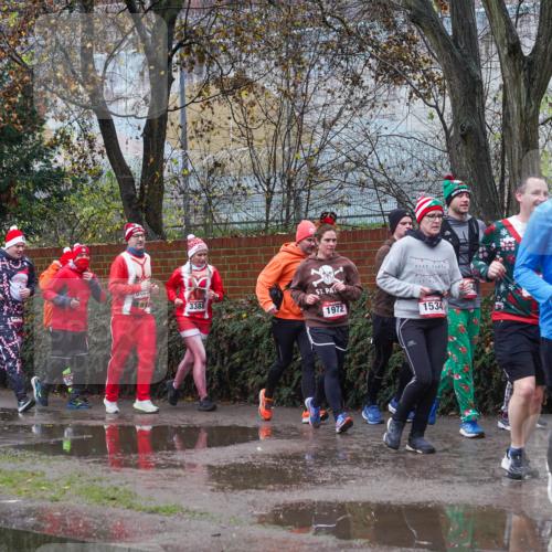 07.12.2025 - St. Pauli X-Mass-Run No. 15 Michael Burmester http://msf.ph/oto/9429303 07.12.2025 11:24:27 Laufen 2008, 35, 3388, 1972, 1534, 1801, 50 meine-sportfotos.de