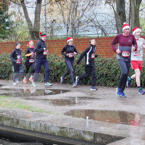 07.12.2025 - St. Pauli X-Mass-Run No. 15 Michael Burmester http://msf.ph/oto/9429308 07.12.2025 09:44:39 Laufen 2780, 278, 555, 4560, 1118, 3084, 308 meine-sportfotos.de