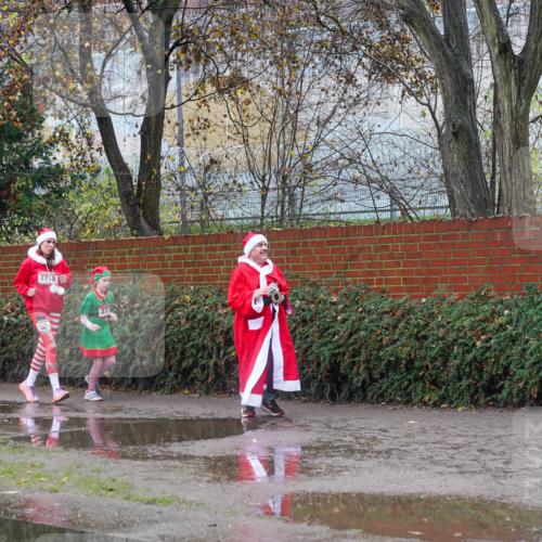 07.12.2025 - St. Pauli X-Mass-Run No. 15 Michael Burmester http://msf.ph/oto/9429313 07.12.2025 11:24:34 Laufen 363, 2718, 271 meine-sportfotos.de