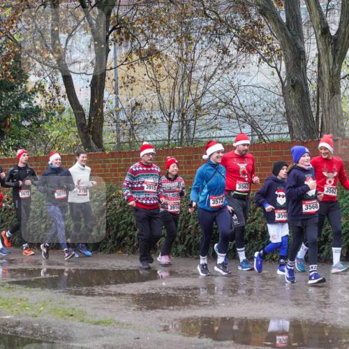 07.12.2025 - St. Pauli X-Mass-Run No. 15 Michael Burmester http://msf.ph/oto/9429348 07.12.2025 11:24:55 Laufen 3676, 3672, 3010, 2798, 3563, 3572, 3914, 20, 3568, 356, 320, 3562 meine-sportfotos.de