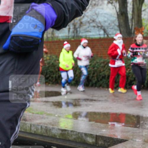 07.12.2025 - St. Pauli X-Mass-Run No. 15 Michael Burmester http://msf.ph/oto/9429362 07.12.2025 09:45:09 Laufen  meine-sportfotos.de