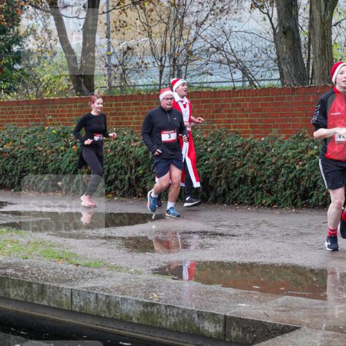 07.12.2025 - St. Pauli X-Mass-Run No. 15 Michael Burmester http://msf.ph/oto/9429387 07.12.2025 09:45:21 Laufen 3 meine-sportfotos.de