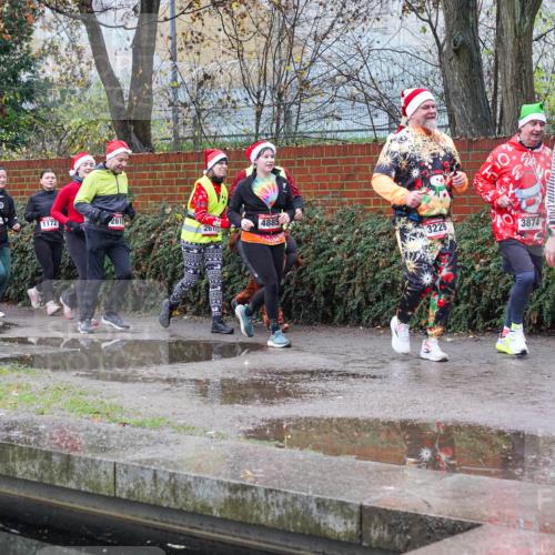 07.12.2025 - St. Pauli X-Mass-Run No. 15 Michael Burmester http://msf.ph/oto/9429534 07.12.2025 09:46:45 Laufen 4234, 4231, 4232, 2611, 4885, 1172, 3229, 3874, 3493 meine-sportfotos.de