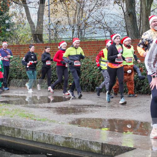 07.12.2025 - St. Pauli X-Mass-Run No. 15 Michael Burmester http://msf.ph/oto/9429538 07.12.2025 09:46:46 Laufen 2505, 423, 423, 4885, 4232, 1172, 2618, 3493 meine-sportfotos.de