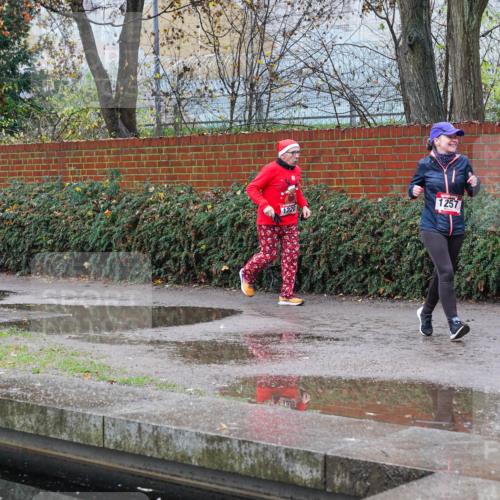 07.12.2025 - St. Pauli X-Mass-Run No. 15 Michael Burmester http://msf.ph/oto/9429569 07.12.2025 09:46:58 Laufen 1220, 1257 meine-sportfotos.de