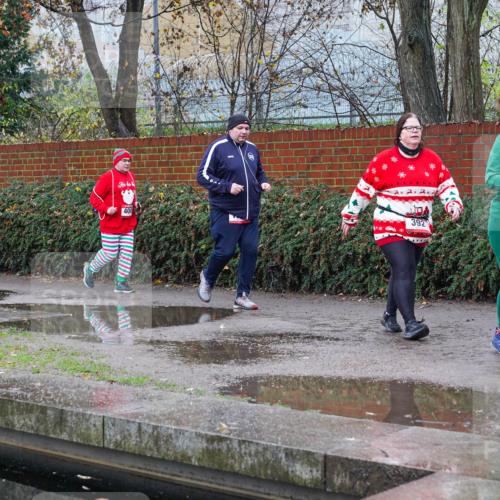 07.12.2025 - St. Pauli X-Mass-Run No. 15 Michael Burmester http://msf.ph/oto/9429613 07.12.2025 09:47:52 Laufen 4083, 408, 392, 2666, 2668 meine-sportfotos.de
