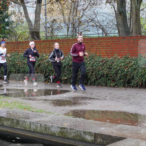 07.12.2025 - St. Pauli X-Mass-Run No. 15 Michael Burmester http://msf.ph/oto/9429658 07.12.2025 09:48:21 Laufen 4666, 4066 meine-sportfotos.de