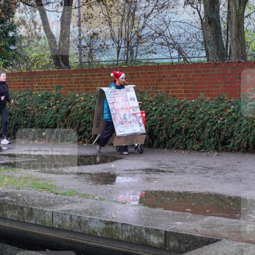 07.12.2025 - St. Pauli X-Mass-Run No. 15 Michael Burmester http://msf.ph/oto/9429724 07.12.2025 09:54:40 Laufen 651, 21, 12, 2025 meine-sportfotos.de