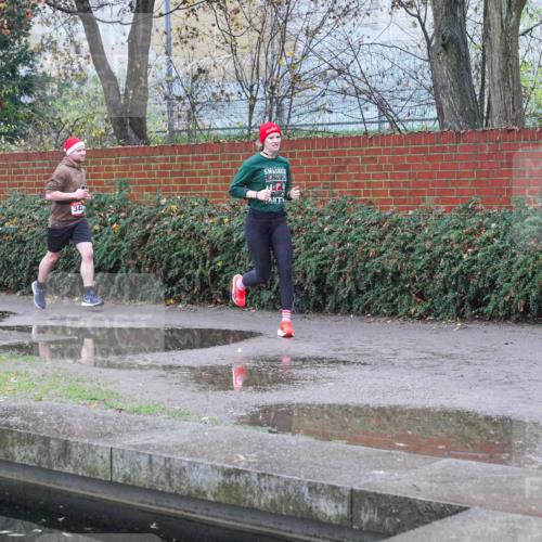 07.12.2025 - St. Pauli X-Mass-Run No. 15 Michael Burmester http://msf.ph/oto/9429789 07.12.2025 09:58:53 Laufen 3741, 348 meine-sportfotos.de