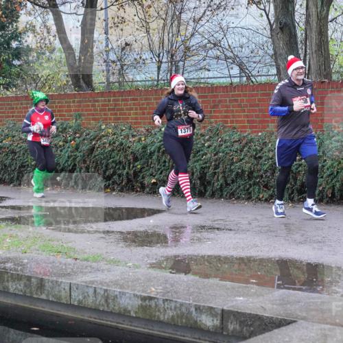 07.12.2025 - St. Pauli X-Mass-Run No. 15 Michael Burmester http://msf.ph/oto/9429937 07.12.2025 10:01:03 Laufen 1371 meine-sportfotos.de