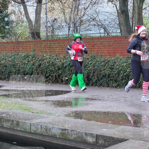 07.12.2025 - St. Pauli X-Mass-Run No. 15 Michael Burmester http://msf.ph/oto/9429940 07.12.2025 10:01:04 Laufen 3455, 1371 meine-sportfotos.de