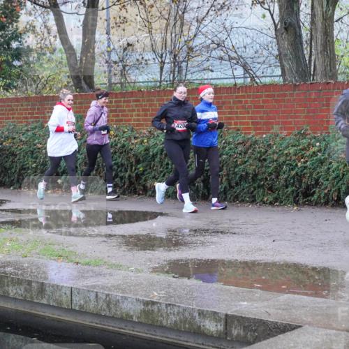 07.12.2025 - St. Pauli X-Mass-Run No. 15 Michael Burmester http://msf.ph/oto/9430102 07.12.2025 10:03:10 Laufen 420, 4145 meine-sportfotos.de