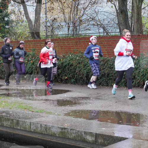 07.12.2025 - St. Pauli X-Mass-Run No. 15 Michael Burmester http://msf.ph/oto/9430104 07.12.2025 10:03:12 Laufen  meine-sportfotos.de