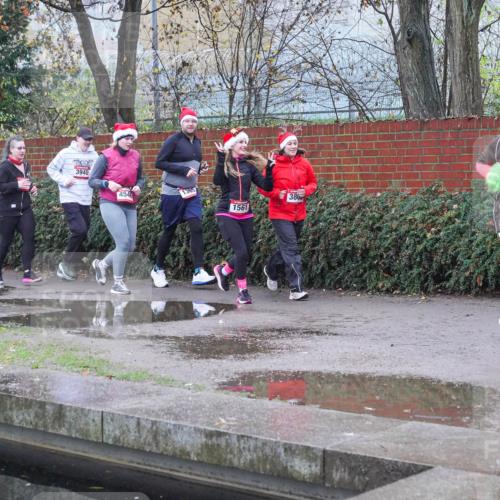 07.12.2025 - St. Pauli X-Mass-Run No. 15 Michael Burmester http://msf.ph/oto/9430116 07.12.2025 10:03:42 Laufen 1396, 1519, 3940, 454, 1365, 1561, 380, 1669 meine-sportfotos.de