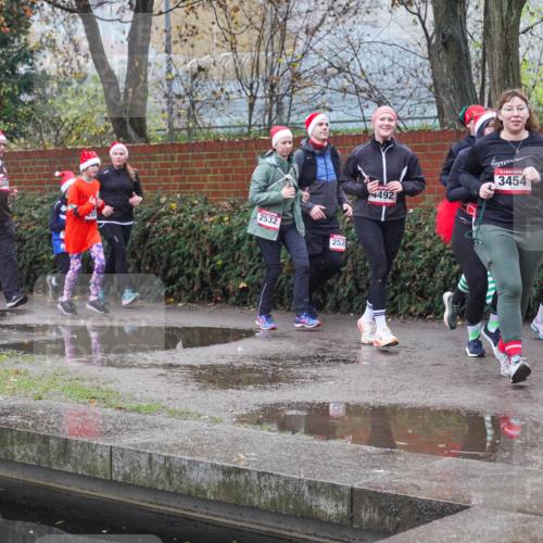 07.12.2025 - St. Pauli X-Mass-Run No. 15 Michael Burmester http://msf.ph/oto/9430168 07.12.2025 10:04:57 Laufen 451, 478, 2532, 252, 4492, 3454, 85, 21 meine-sportfotos.de