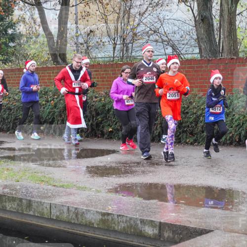 07.12.2025 - St. Pauli X-Mass-Run No. 15 Michael Burmester http://msf.ph/oto/9430171 07.12.2025 10:04:59 Laufen 4515, 2101, 4780, 4516, 2046, 2051, 4512, 1532 meine-sportfotos.de