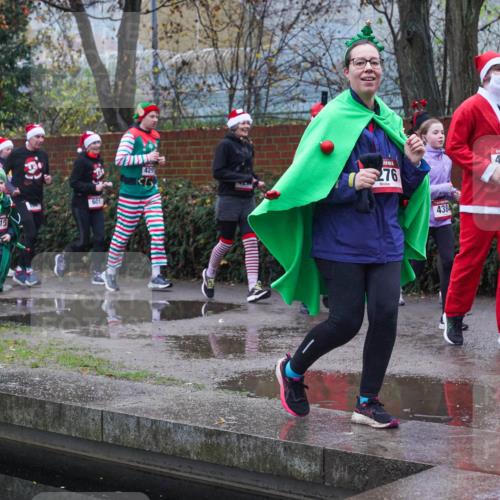 07.12.2025 - St. Pauli X-Mass-Run No. 15 Michael Burmester http://msf.ph/oto/9430211 07.12.2025 10:06:11 Laufen 601, 427, 4310, 429, 276, 438, 4476, 4472 meine-sportfotos.de