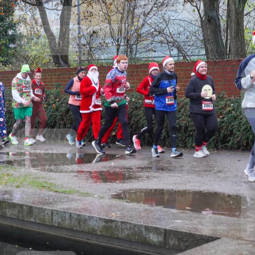 07.12.2025 - St. Pauli X-Mass-Run No. 15 Michael Burmester http://msf.ph/oto/9430214 07.12.2025 10:06:16 Laufen 4520, 2065, 4519, 4518, 484, 450, 285, 2863, 3722 meine-sportfotos.de