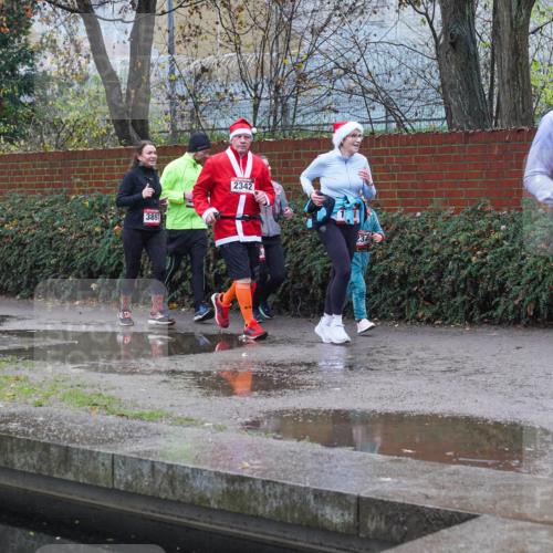 07.12.2025 - St. Pauli X-Mass-Run No. 15 Michael Burmester http://msf.ph/oto/9430226 07.12.2025 10:06:34 Laufen 3897, 2342, 1308 meine-sportfotos.de