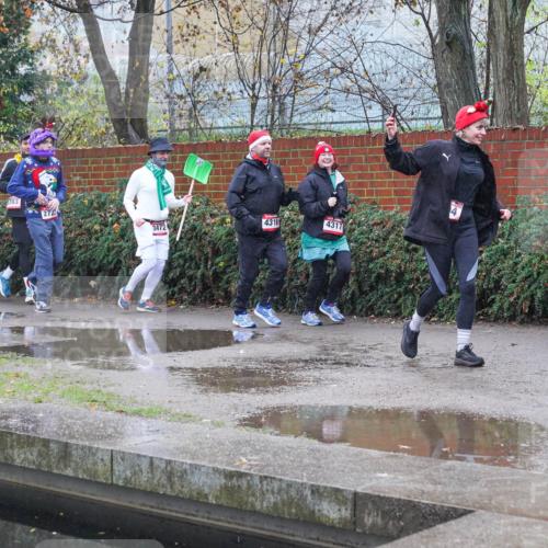 07.12.2025 - St. Pauli X-Mass-Run No. 15 Michael Burmester http://msf.ph/oto/9430232 07.12.2025 10:06:47 Laufen 4706, 4701, 703, 4316, 3472, 4317, 15 meine-sportfotos.de