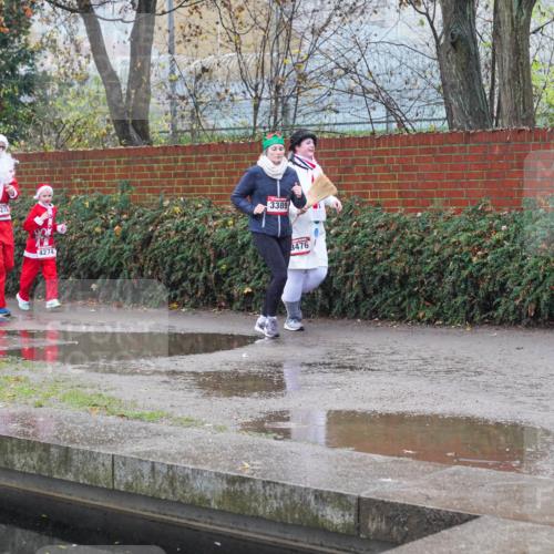 07.12.2025 - St. Pauli X-Mass-Run No. 15 Michael Burmester http://msf.ph/oto/9430252 07.12.2025 10:07:30 Laufen 4275, 4274, 3389, 8476 meine-sportfotos.de