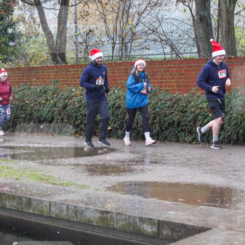 07.12.2025 - St. Pauli X-Mass-Run No. 15 Michael Burmester http://msf.ph/oto/9430261 07.12.2025 10:08:20 Laufen 2078, 4779 meine-sportfotos.de