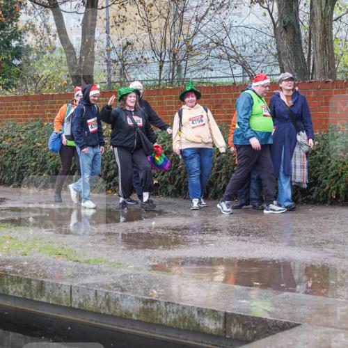 07.12.2025 - St. Pauli X-Mass-Run No. 15 Michael Burmester http://msf.ph/oto/9430277 07.12.2025 10:12:31 Laufen 4759 meine-sportfotos.de