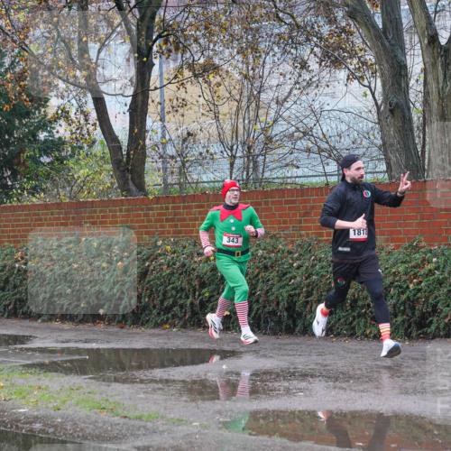 07.12.2025 - St. Pauli X-Mass-Run No. 15 Michael Burmester http://msf.ph/oto/9430294 07.12.2025 10:18:00 Laufen 1818, 343 meine-sportfotos.de