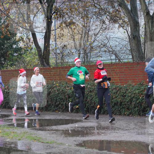 07.12.2025 - St. Pauli X-Mass-Run No. 15 Michael Burmester http://msf.ph/oto/9430330 07.12.2025 10:20:50 Laufen 3118, 1794, 2943, 3244, 2489 meine-sportfotos.de