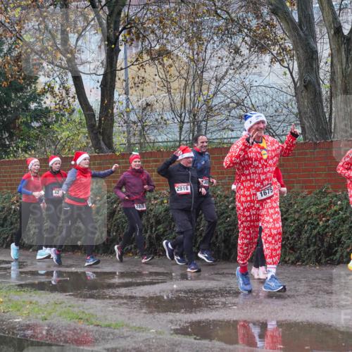 07.12.2025 - St. Pauli X-Mass-Run No. 15 Michael Burmester http://msf.ph/oto/9430346 07.12.2025 10:21:34 Laufen 42, 2828, 2916, 1675, 1676, 10 meine-sportfotos.de
