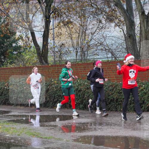 07.12.2025 - St. Pauli X-Mass-Run No. 15 Michael Burmester http://msf.ph/oto/9430360 07.12.2025 10:21:58 Laufen 25, 2420, 3382, 2339, 1651 meine-sportfotos.de