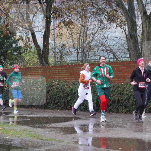 07.12.2025 - St. Pauli X-Mass-Run No. 15 Michael Burmester http://msf.ph/oto/9430362 07.12.2025 10:21:58 Laufen 250, 2420, 3382, 2335, 981, 1651 meine-sportfotos.de