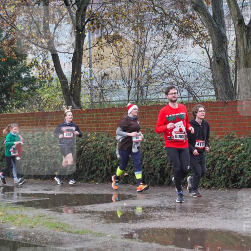 07.12.2025 - St. Pauli X-Mass-Run No. 15 Michael Burmester http://msf.ph/oto/9430404 07.12.2025 10:22:56 Laufen 2926, 230, 86, 4104 meine-sportfotos.de