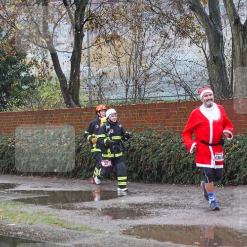 07.12.2025 - St. Pauli X-Mass-Run No. 15 Michael Burmester http://msf.ph/oto/9430435 07.12.2025 10:23:37 Laufen 32, 4075 meine-sportfotos.de