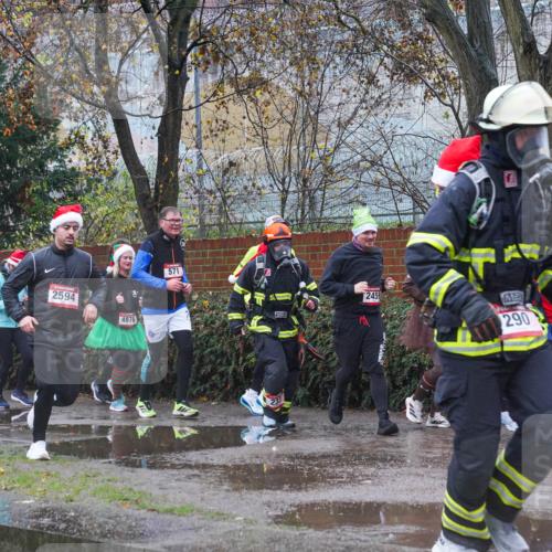 07.12.2025 - St. Pauli X-Mass-Run No. 15 Michael Burmester http://msf.ph/oto/9430457 07.12.2025 10:24:02 Laufen 3199, 1242, 2594, 4876, 571, 2459, 290, 1875 meine-sportfotos.de