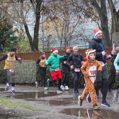 07.12.2025 - St. Pauli X-Mass-Run No. 15 Michael Burmester http://msf.ph/oto/9430466 07.12.2025 10:24:06 Laufen 1823, 4088, 2536, 296, 4161, 2357, 1019, 381, 4855 meine-sportfotos.de