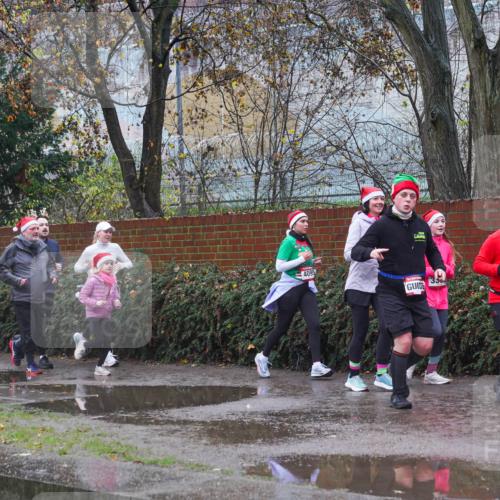 07.12.2025 - St. Pauli X-Mass-Run No. 15 Michael Burmester http://msf.ph/oto/9430475 07.12.2025 10:24:15 Laufen 4096, 4095, 358, 4146 meine-sportfotos.de