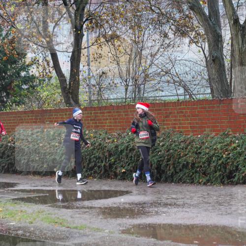 07.12.2025 - St. Pauli X-Mass-Run No. 15 Michael Burmester http://msf.ph/oto/9430480 07.12.2025 10:24:22 Laufen 2460, 4447 meine-sportfotos.de