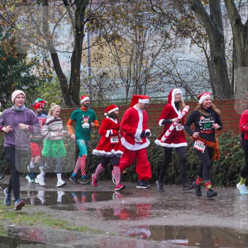 07.12.2025 - St. Pauli X-Mass-Run No. 15 Michael Burmester http://msf.ph/oto/9430484 07.12.2025 10:24:26 Laufen 823, 824, 821, 2460, 225 meine-sportfotos.de